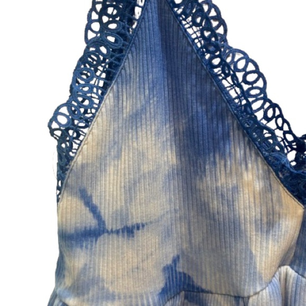 NWT Umgee Glenda Tie Dye Crochet Trim Tank Blue White Size M - Picture 4 of 9